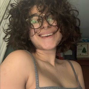 Meet your Posher, Natasha